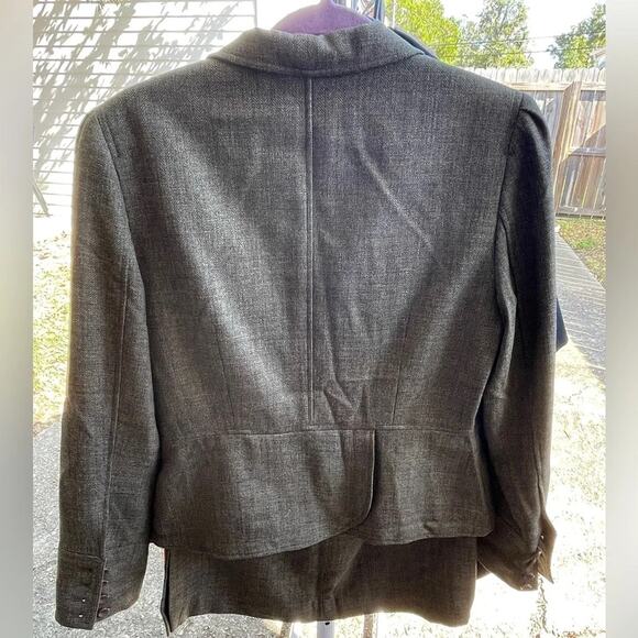 Larry Levine Herringbone 2 Piece Suit - Blazer & Jacket Set - Size 8 - NWT - Picture 5 of 11